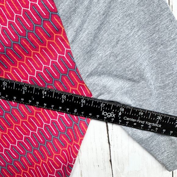 New Lularoe Dress Women Size Small Julia Geometric Print Round Neck Short Sleeve - Picture 5 of 8